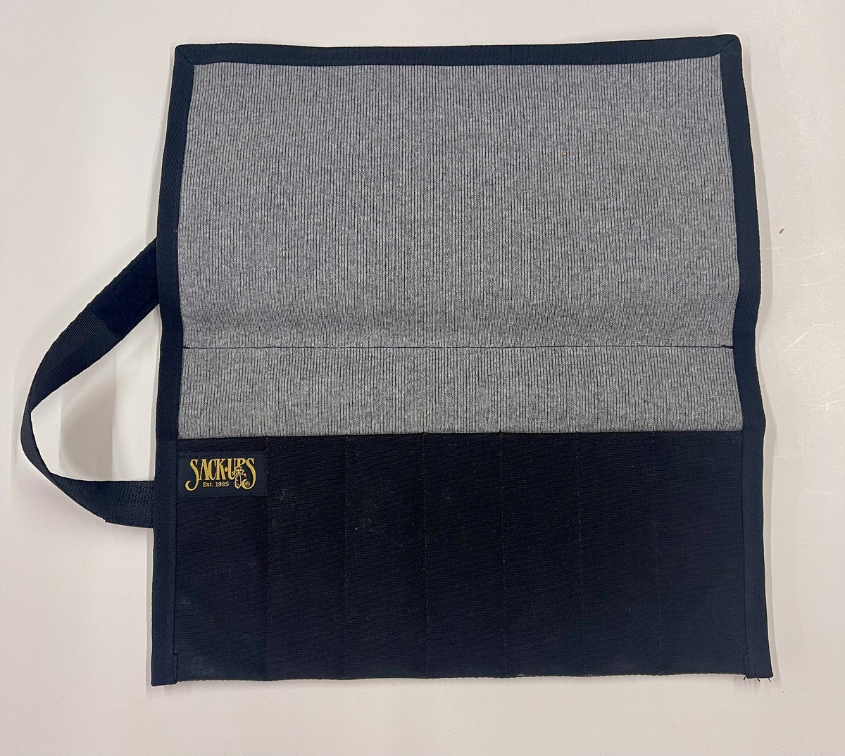Model 837 Straight Razor Seven Pocket Roll — Sack-Ups